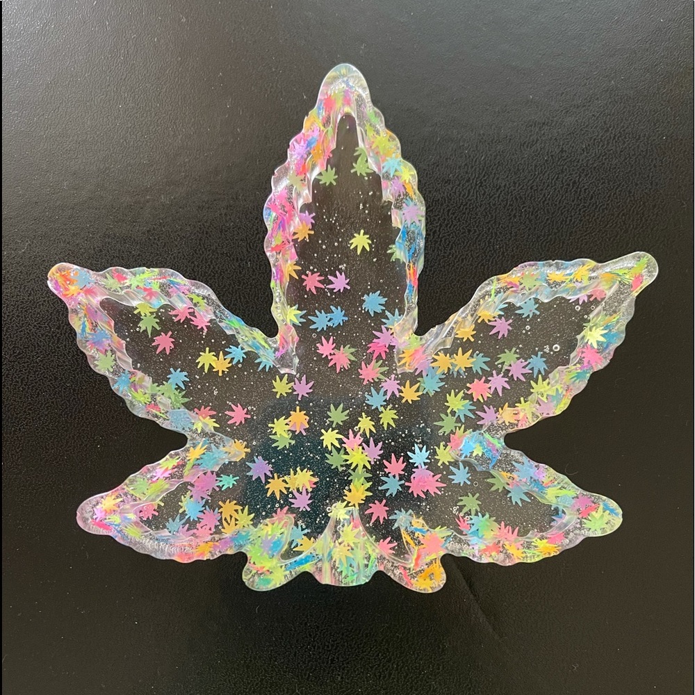 SOLD— Clear with confetti ashtray